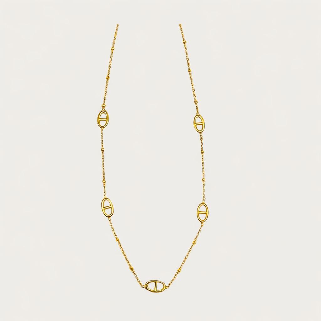 Collier long doré Mélodie pour femme en acier inoxydable 316L avec chaîne à maillons fins signature – bijou élégant, waterproof et hypoallergénique, parfait en superposition ou porté seul