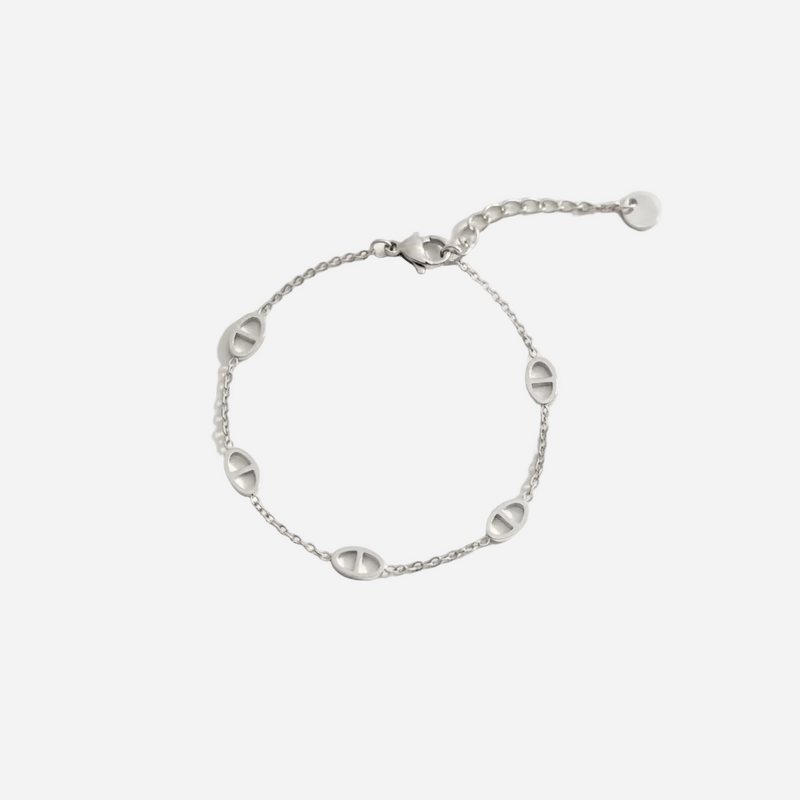 Bracelet Grâce argenté pour femme, maillons fins en acier inoxydable – design délicat Soreli Paris.